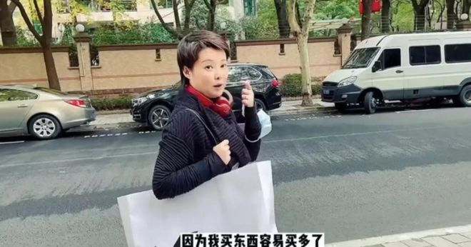 袁立 徐威_袁立徐威谁先结婚的_袁立徐威知乎